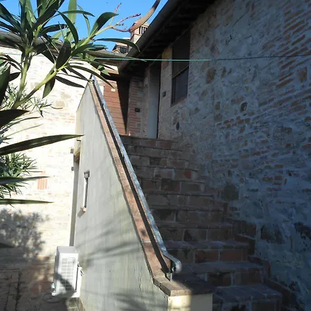 Rotreiher-urlaub Am Trasimeno-see By Interhome Apartamento